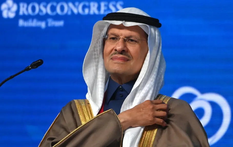 بأمر ملكي.. الأمير عبدالعزيز بن سلمان رئيسًا لمجلس أمناء جامعة ”كاوست” لتعزيز مسار الابتكار والبحث العلمي...